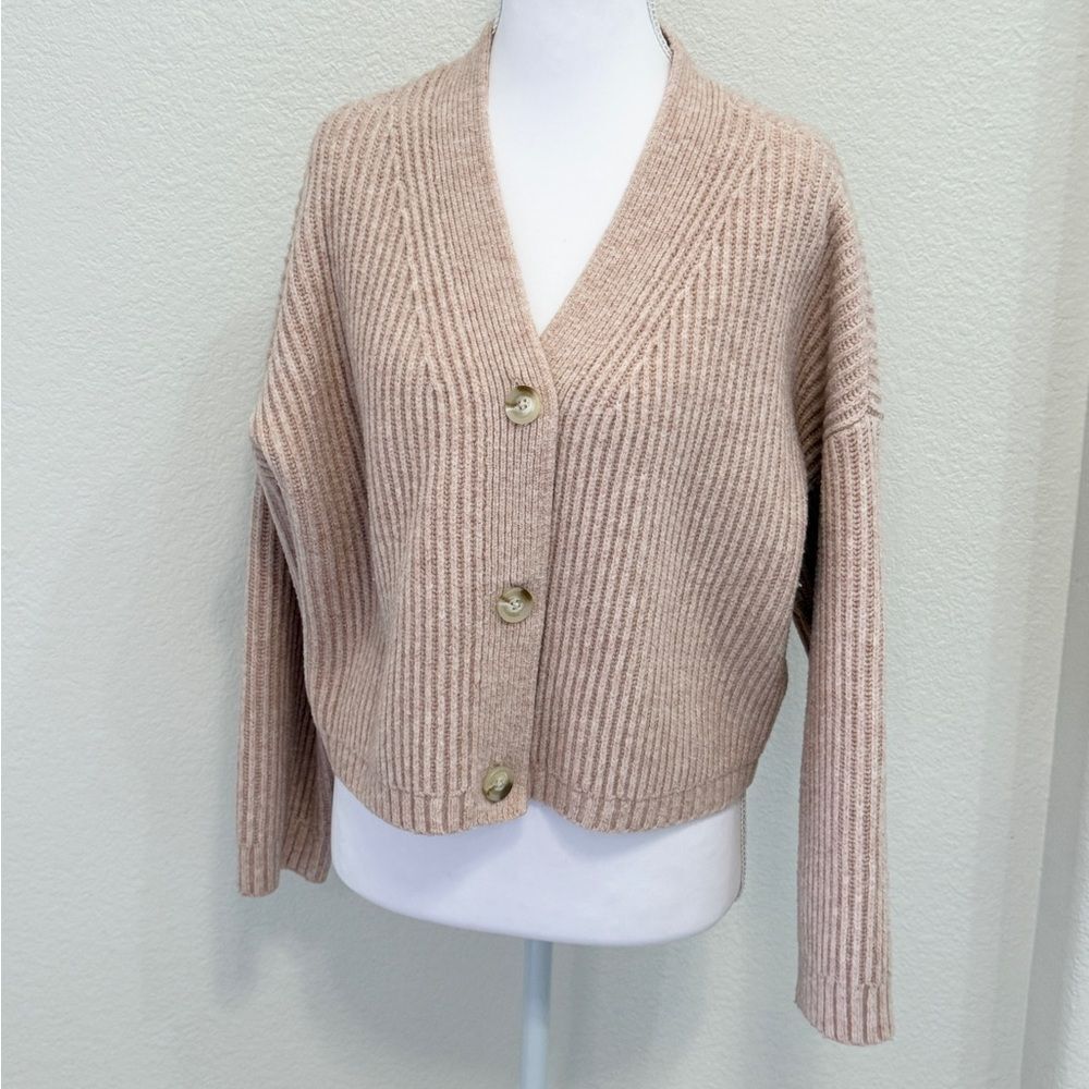 Abercrombie & Fitch Beige Ribbed Button-Front Cardigan